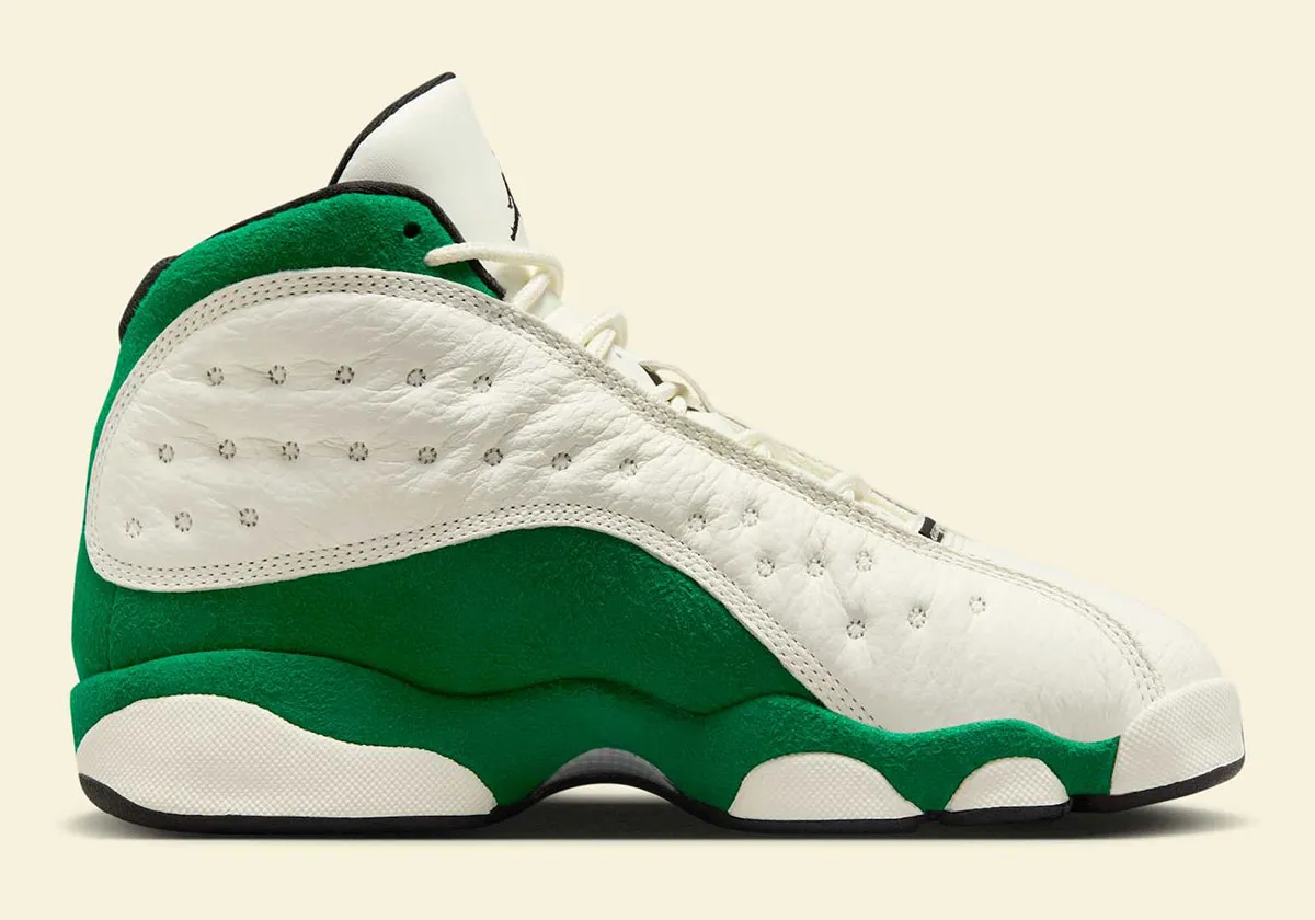 La Air Jordan 13 « Pine Green » revient avec la touche Boston Celtics pour le printemps 2025