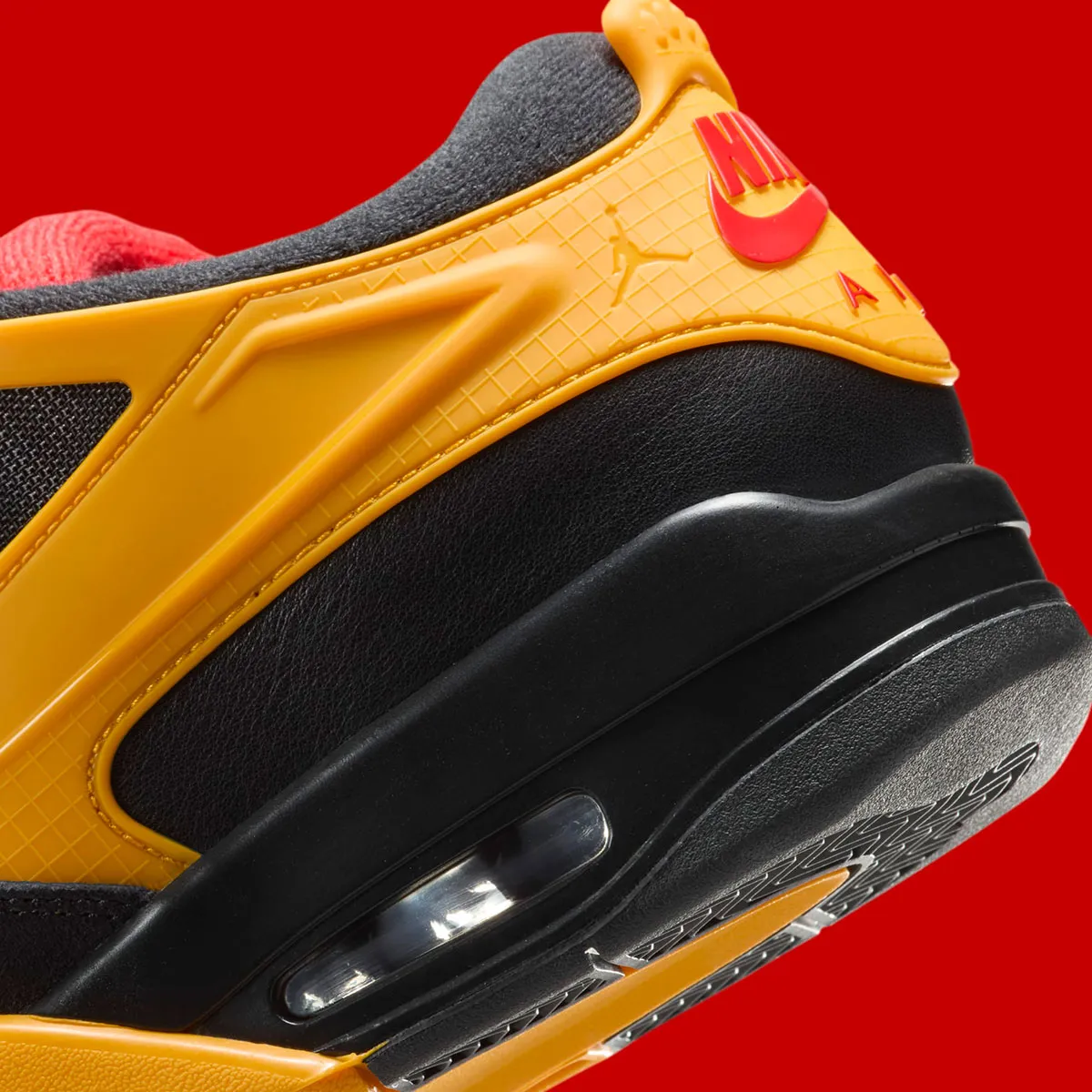L'Air Jordan 4 RM Bruce Lee rend hommage à la légende des arts martiaux avec un design coloré