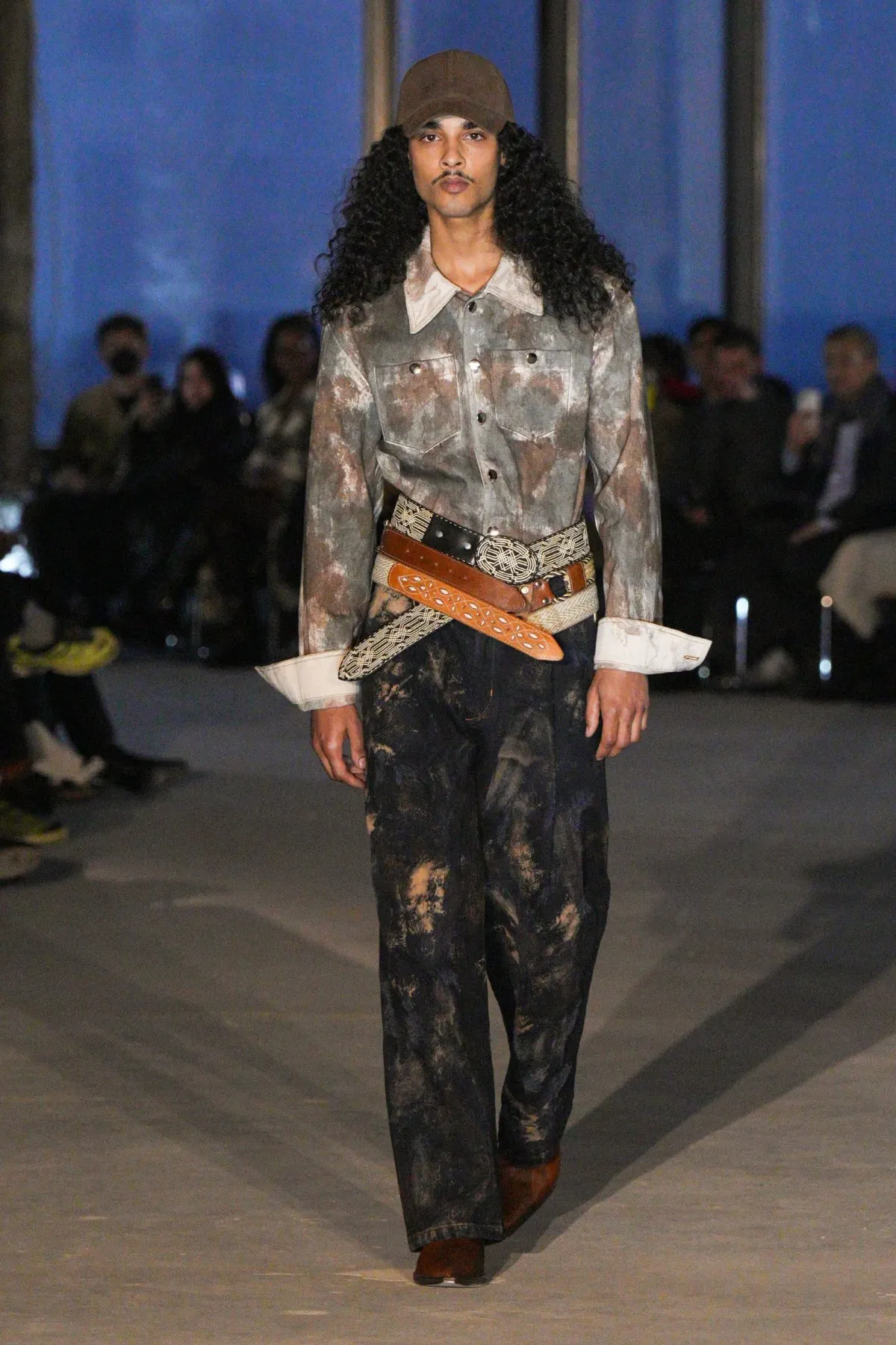 La collection Automne 2025 de Campillo mêle savoir-faire mexicain et imagination surréaliste