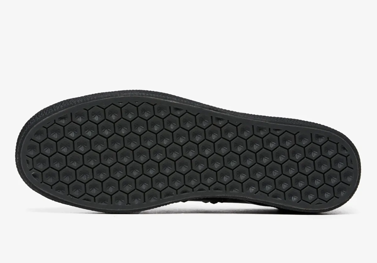 Dime et adidas Gazelle fusionnent l'héritage du skate avec une touche punk