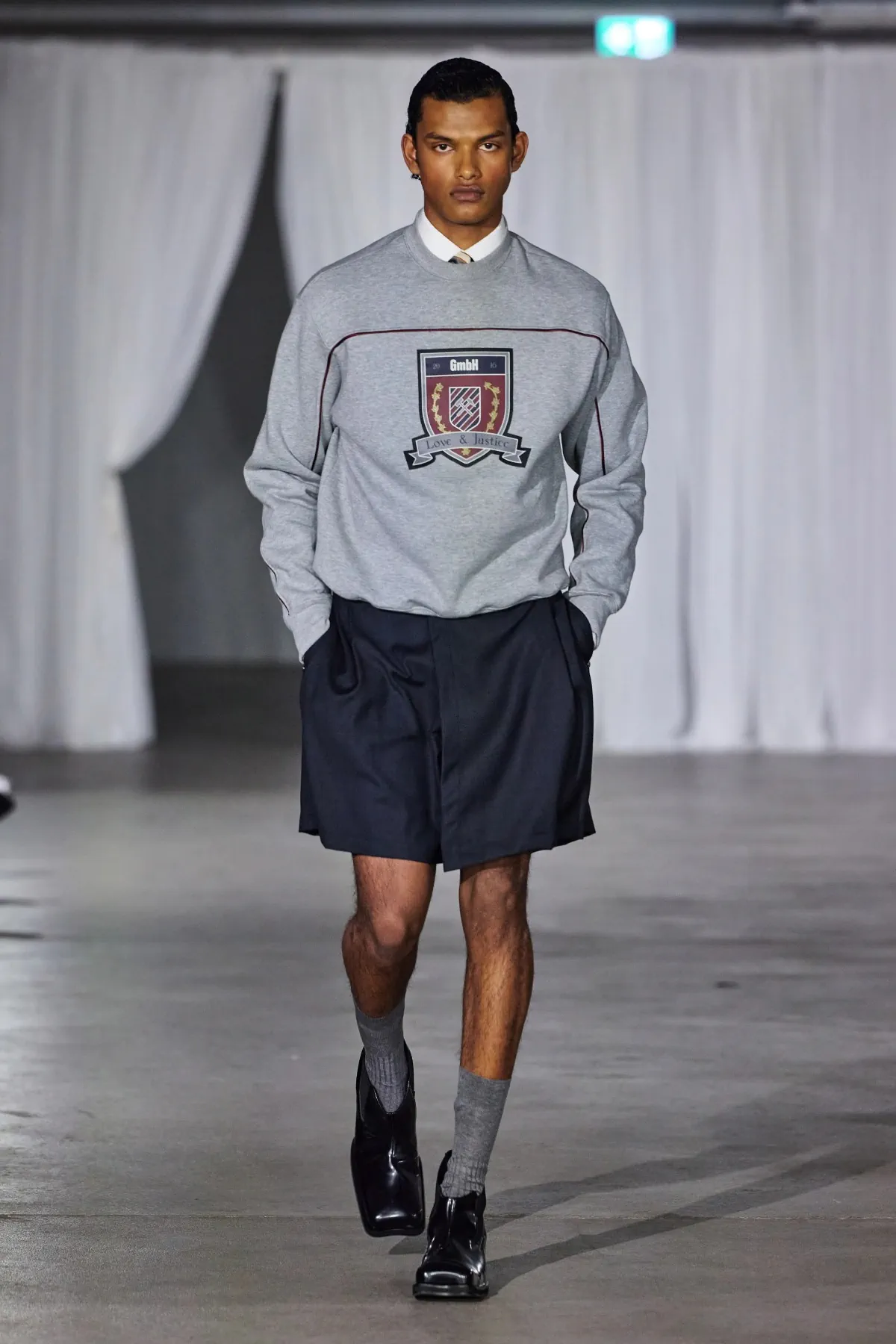 La collection automne 2025 de GmbH puise sa force dans les histoires personnelles et les vérités politiques