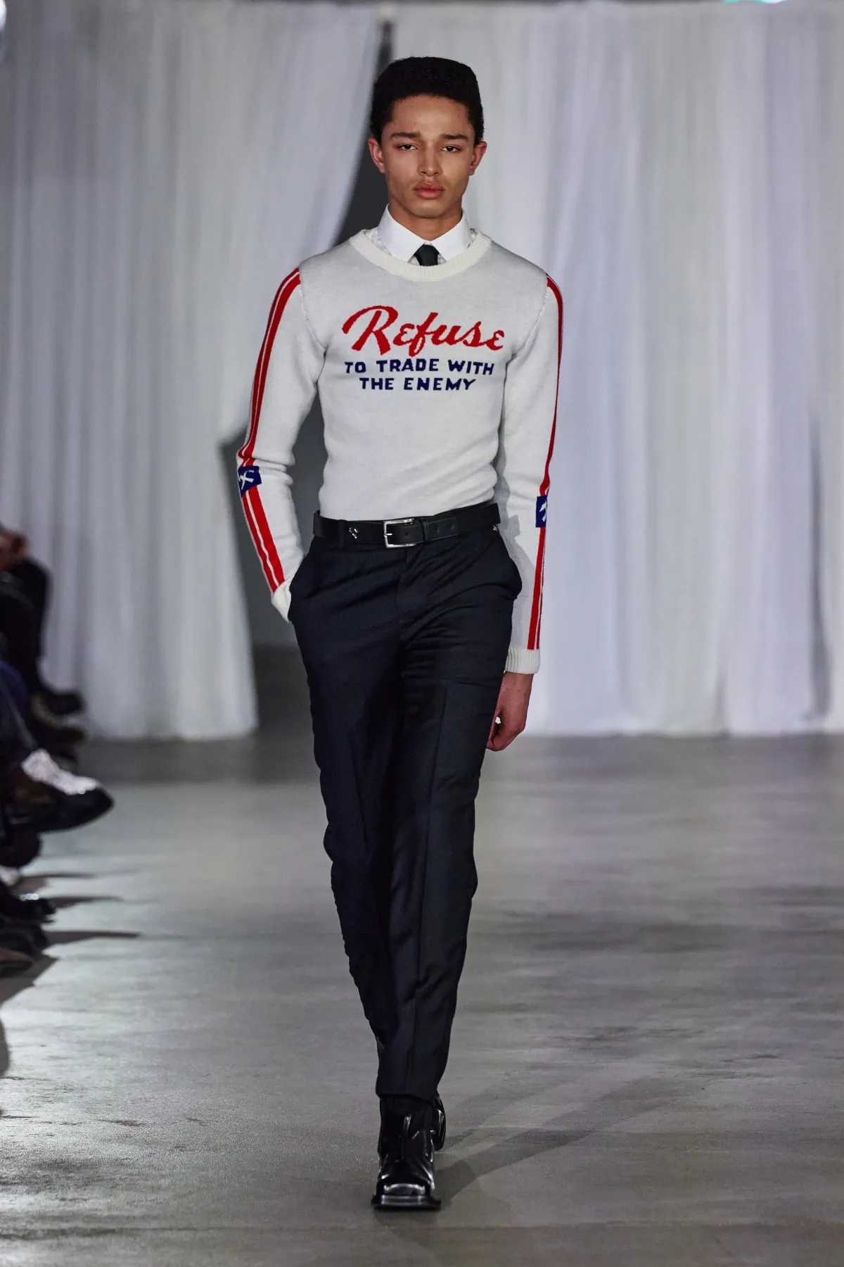 La collection automne 2025 de GmbH puise sa force dans les histoires personnelles et les vérités politiques