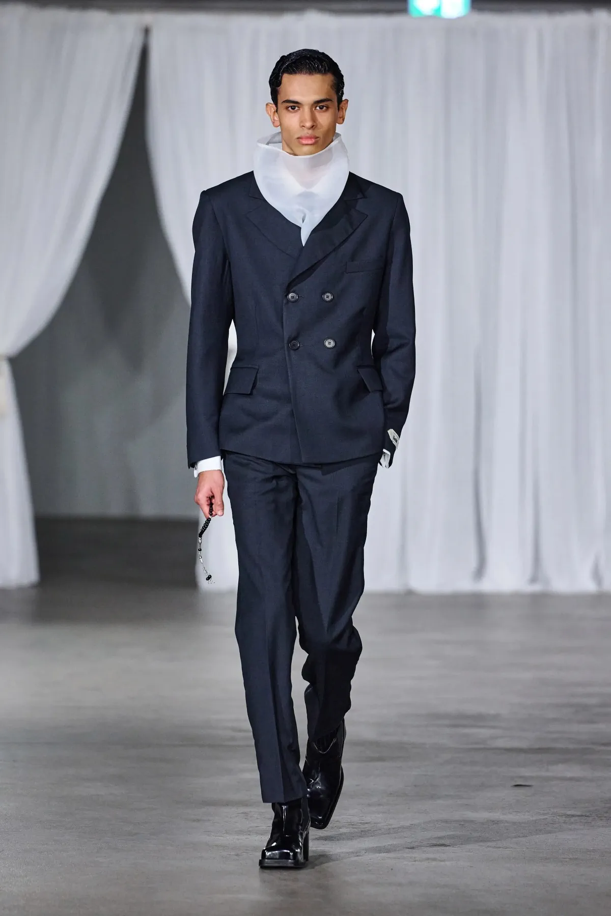 La collection automne 2025 de GmbH puise sa force dans les histoires personnelles et les vérités politiques