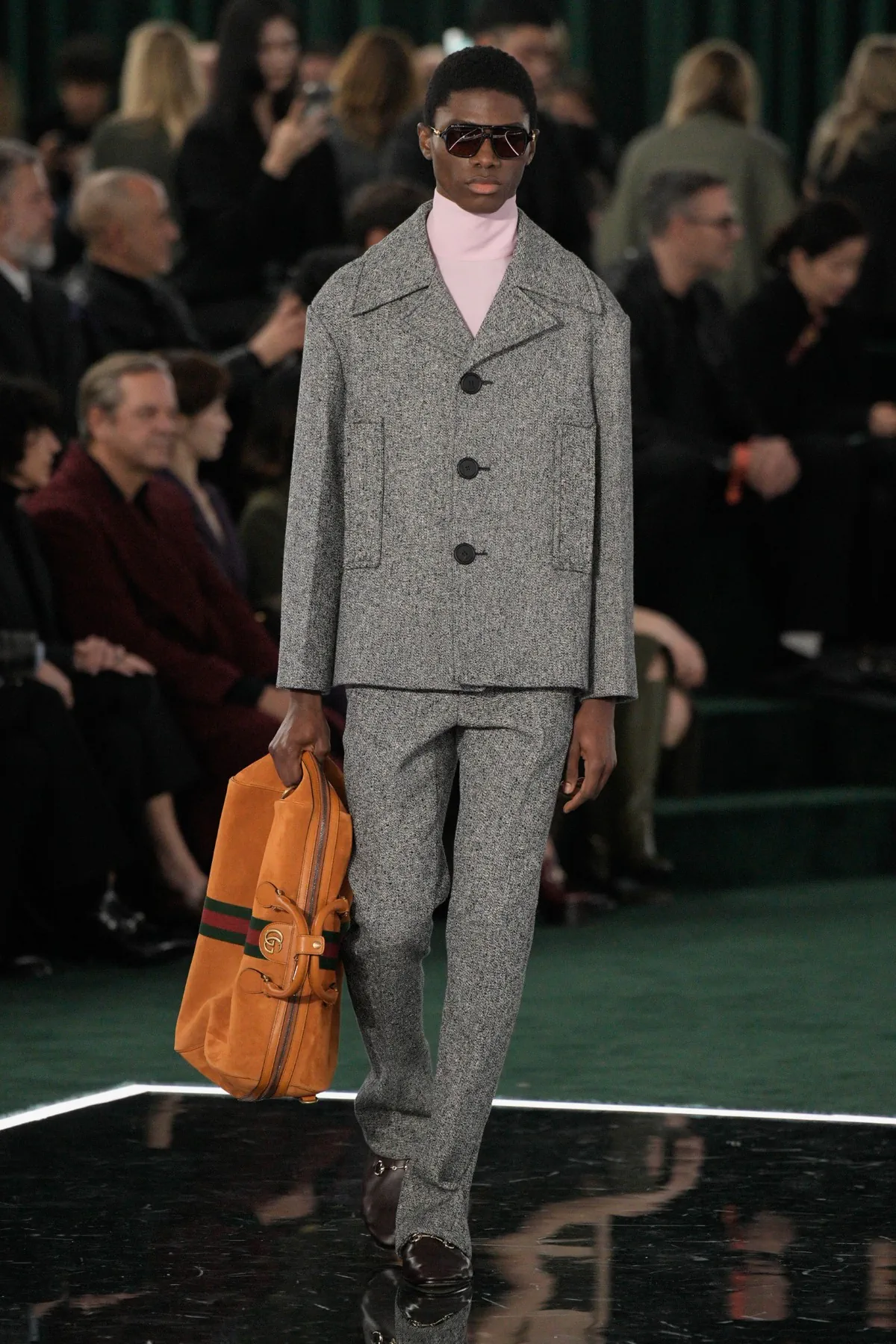 Pour l'automne 2025, GUCCI navigue entre héritage et transition