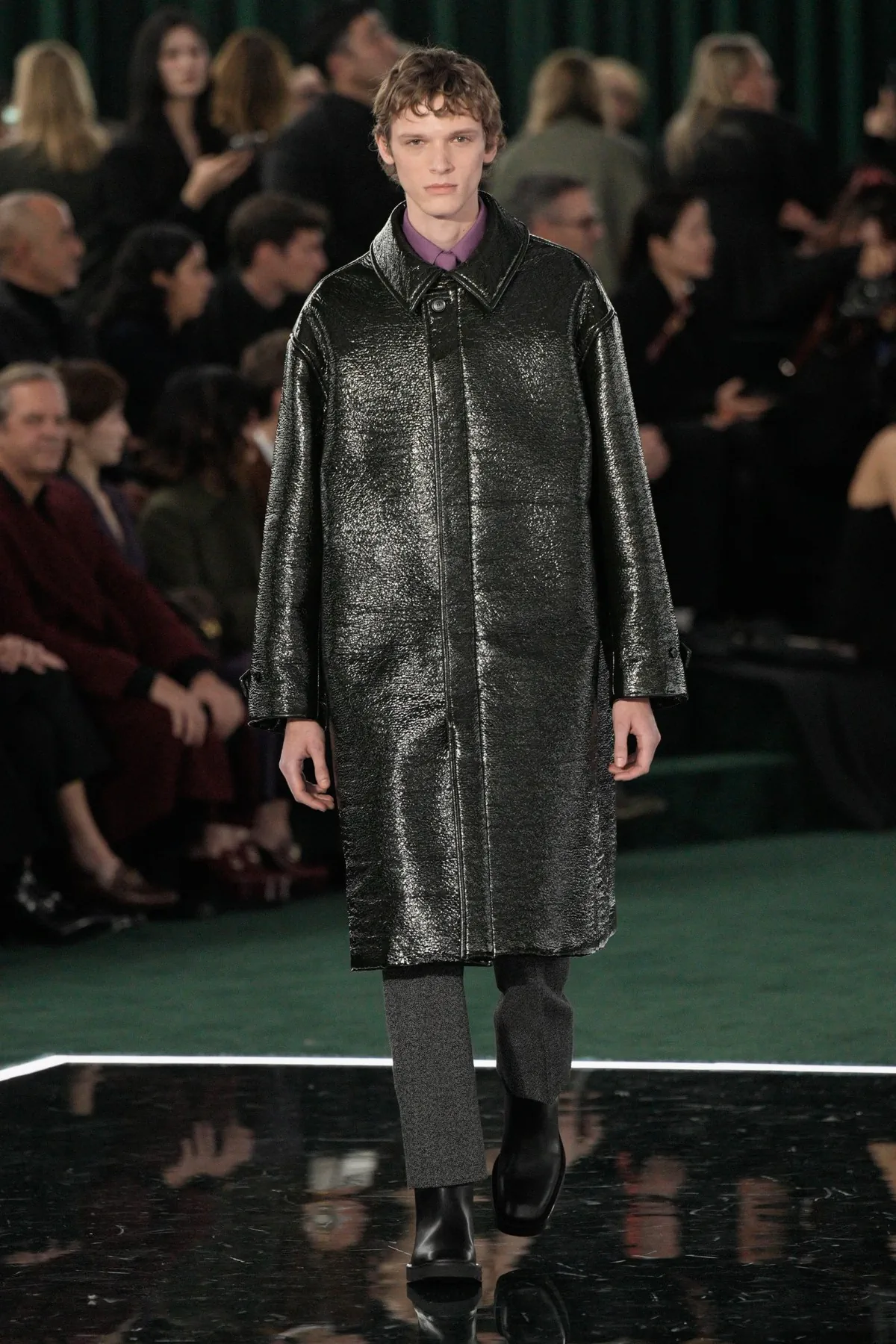 Pour l'automne 2025, GUCCI navigue entre héritage et transition