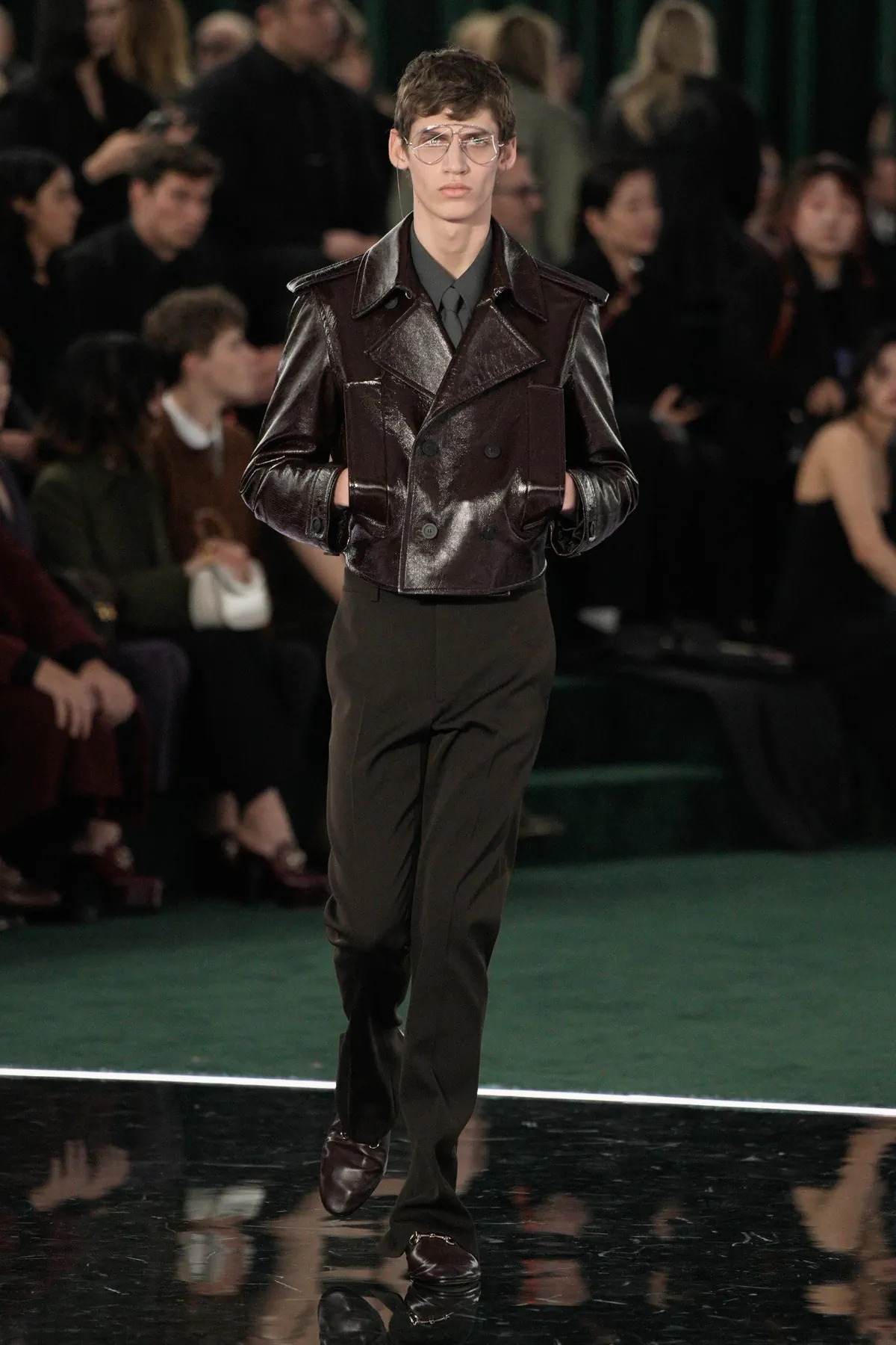 Pour l'automne 2025, GUCCI navigue entre héritage et transition