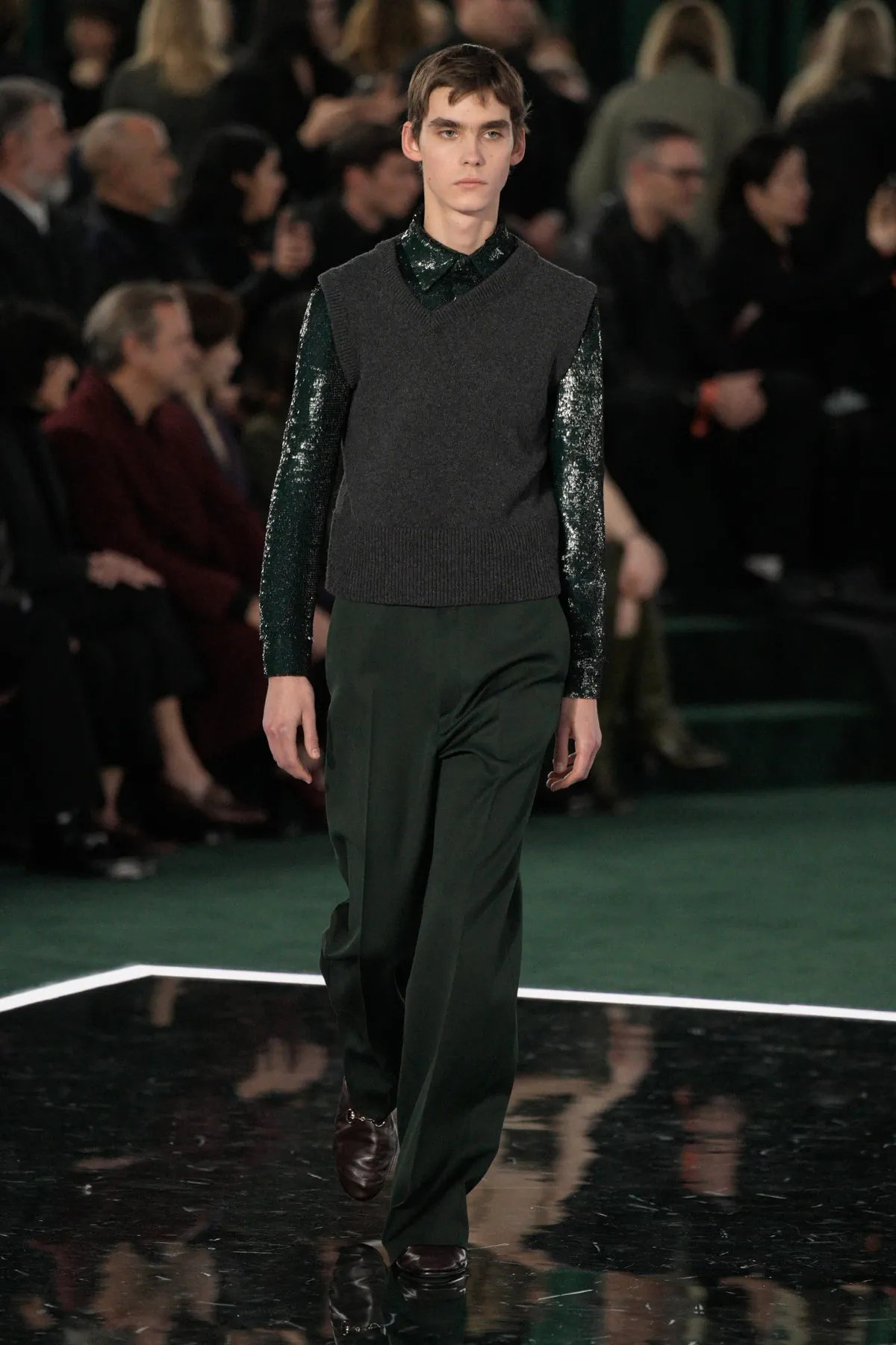 Pour l'automne 2025, GUCCI navigue entre héritage et transition