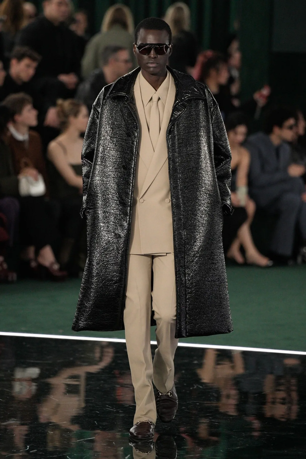 Pour l'automne 2025, GUCCI navigue entre héritage et transition