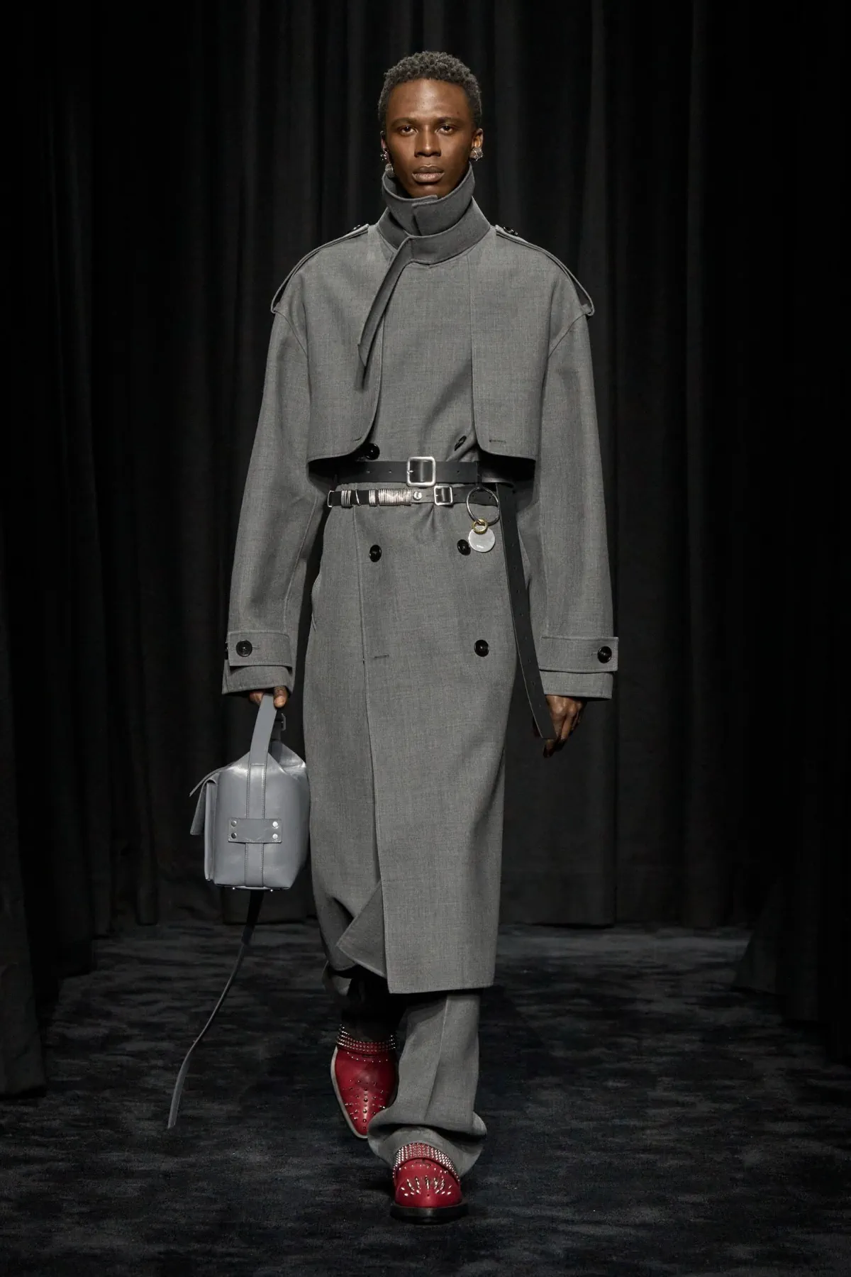 La collection Automne 2025 de Jil Sander est synonyme de force et de rébellion tranquille