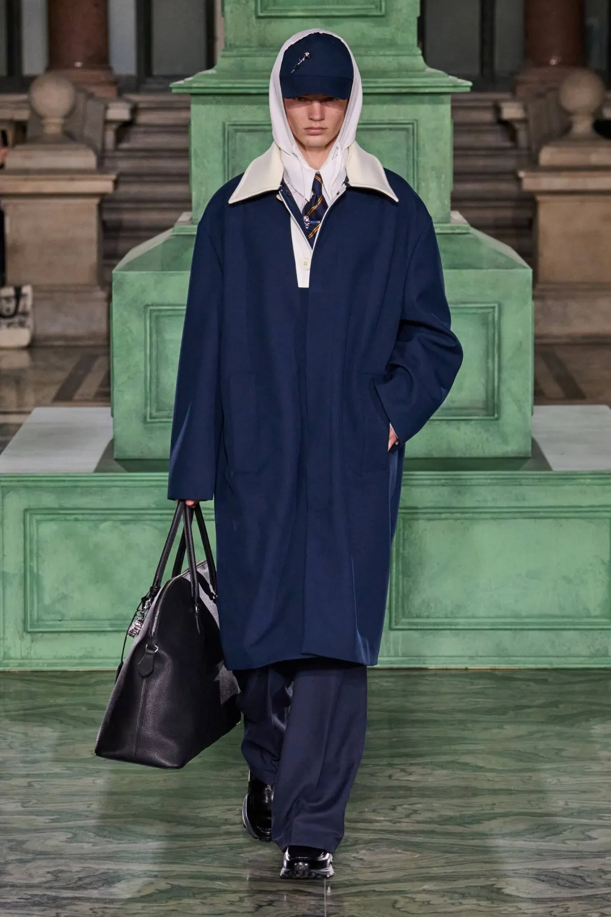 Pour l'automne 2025, KENT&CURWEN s'aventure au pays imaginaire