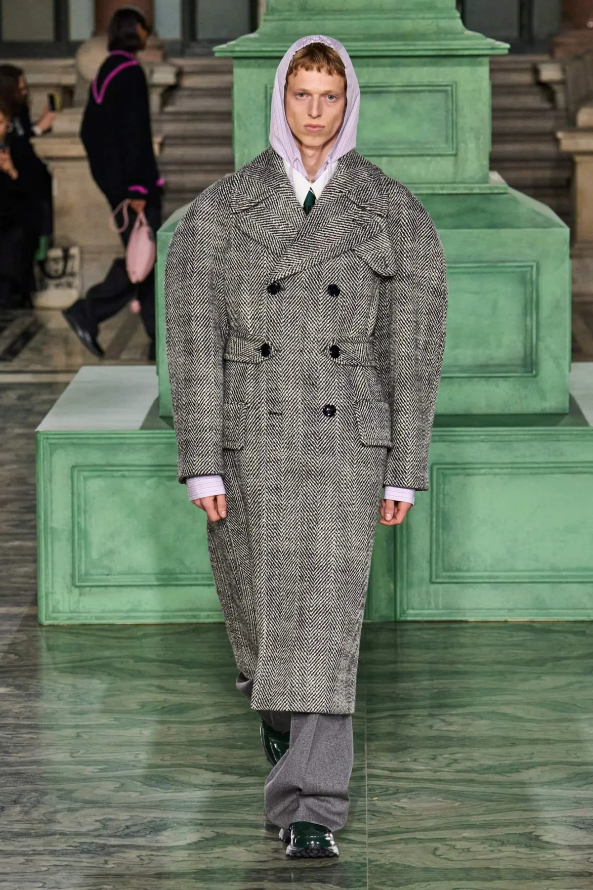 Pour l'automne 2025, KENT&CURWEN s'aventure au pays imaginaire