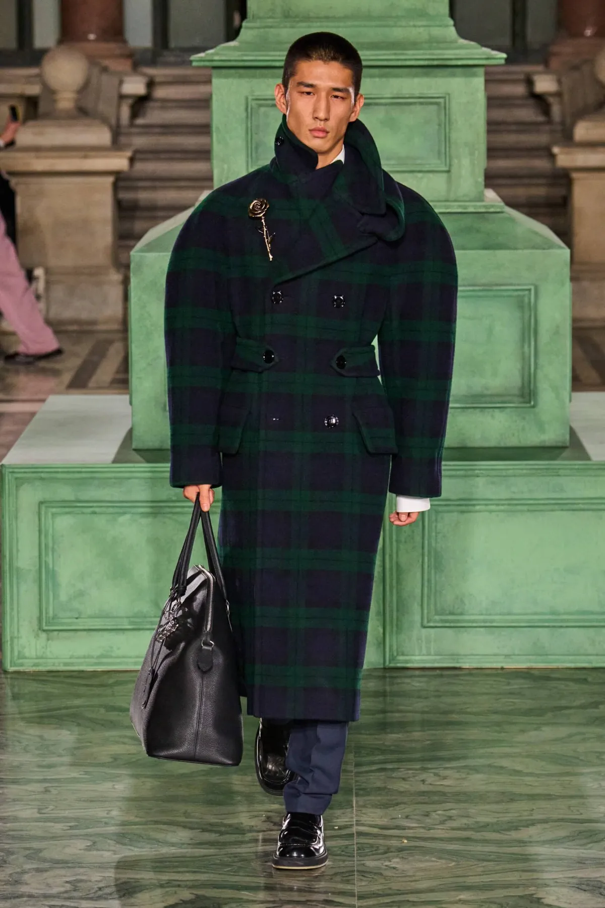 Pour l'automne 2025, KENT&CURWEN s'aventure au pays imaginaire