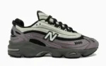 La New Balance 1000 « Dark Ice Wine » consolide sa place dans la culture des coureurs branchés