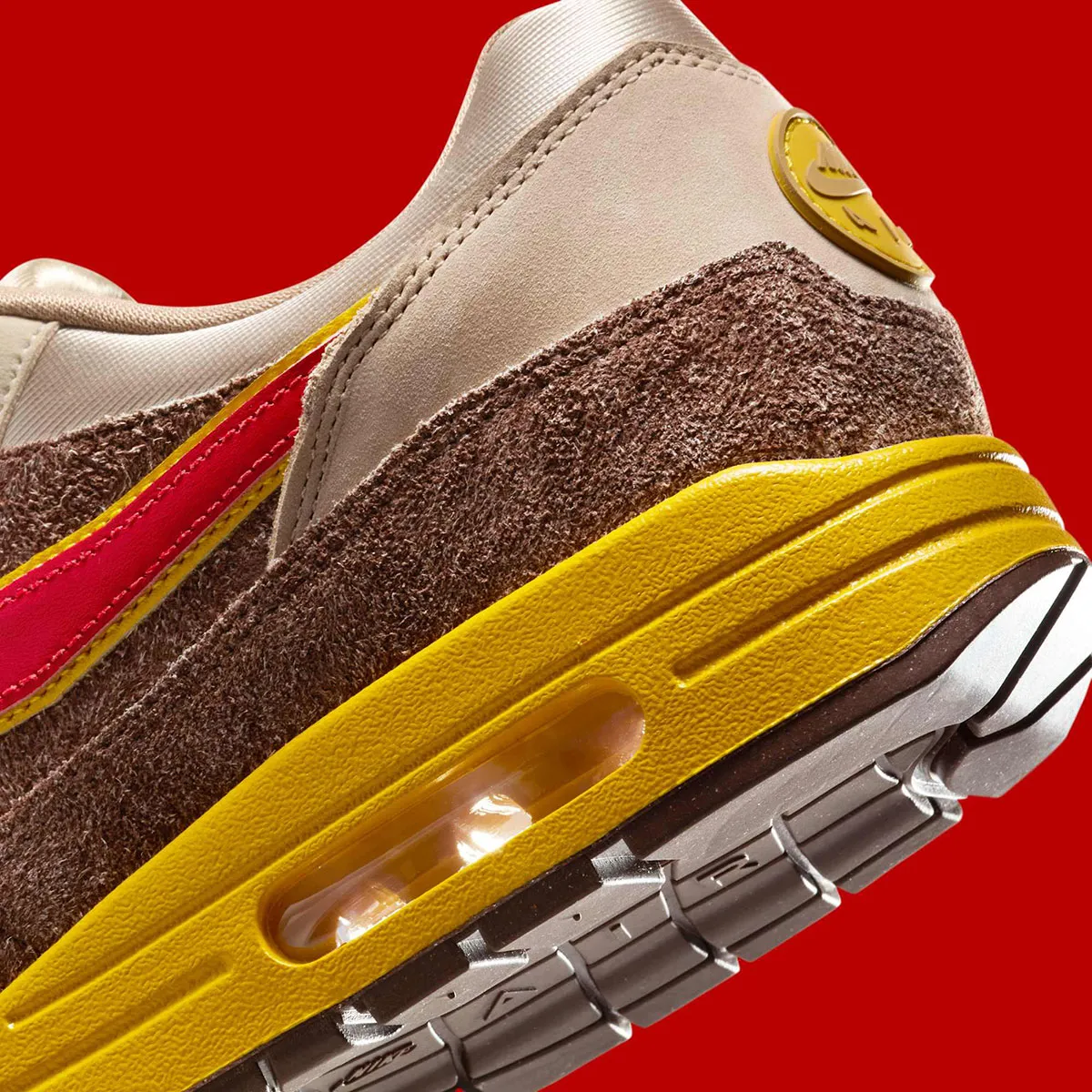 La Nike Air Max 1 Low Poly « Big Head Origins » fait rimer nostalgie des jeux rétro avec le style Donkey Kong