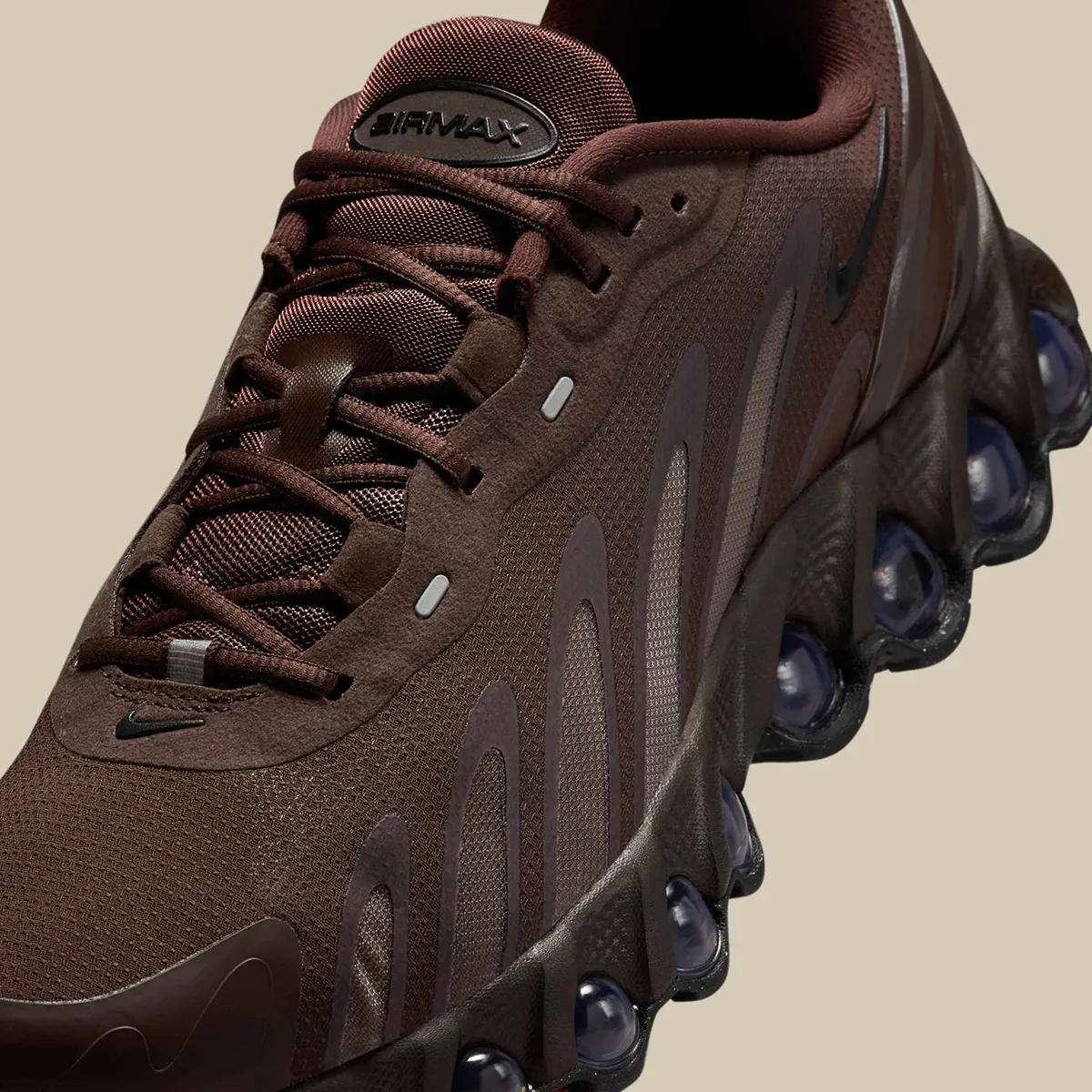 La Nike Air Max DN8 « Triple Brown » arrive le 3 mars et se démarque par une polyvalence aux tons de terre