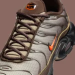 La Nike Air Max Plus « Brown/Orange » marie des tons terreux à une énergie intrépide