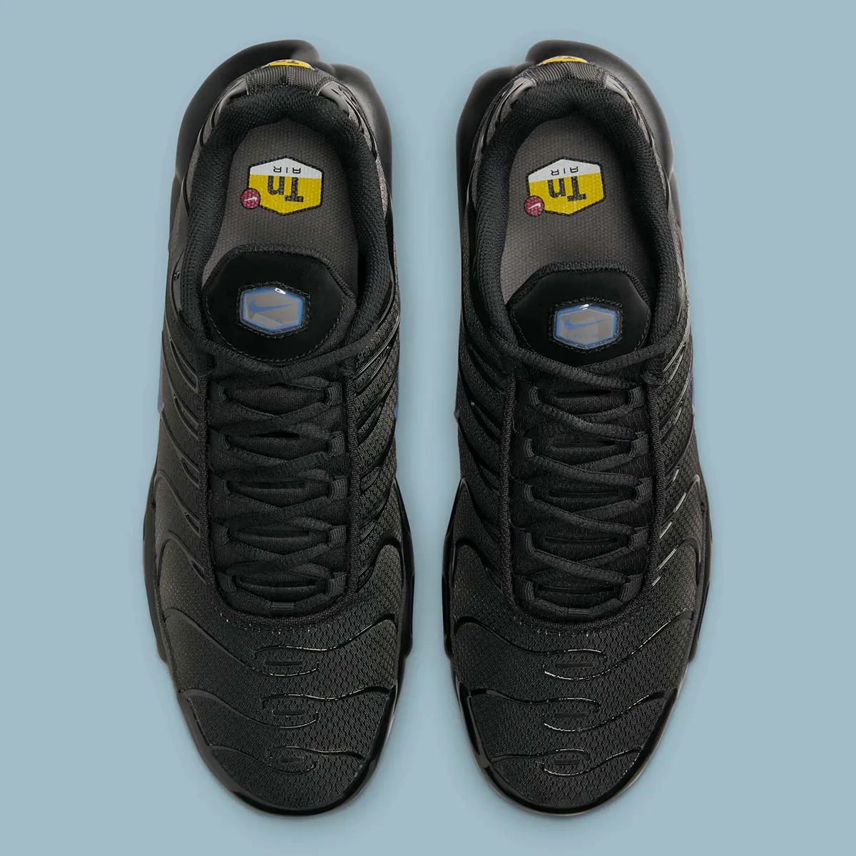 La Nike Air Max Plus arrive dans un coloris « Dark Smoke Grey »