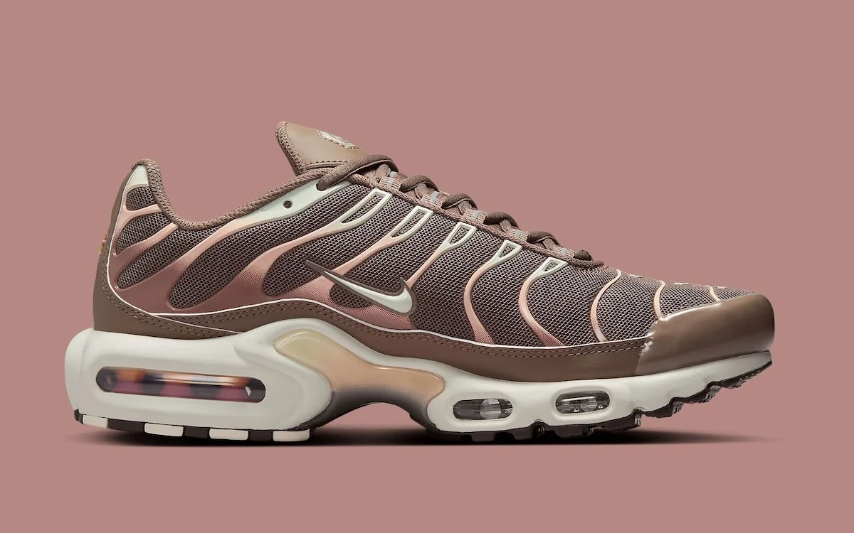 La Nike Air Max Plus « Mink Brown » apporte l'élégance de l'automne à l'été 2025