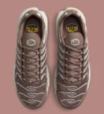 La Nike Air Max Plus « Mink Brown » apporte l'élégance de l'automne à l'été 2025