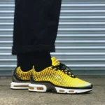 La Nike Air Max Plus VII « Varsity Maize » reviendra à l'automne 2025, après deux décennies d'absence