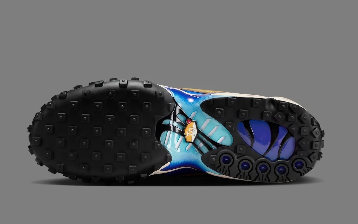 Nike Air Max Waffle SP Hyper Blue 5 La Nike Air Max Waffle SP « Hyper Blue » devrait sortir en mars 2025