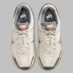 La Nike Zoom Vomero 5 « Copper Moon » allie audace et familiarité