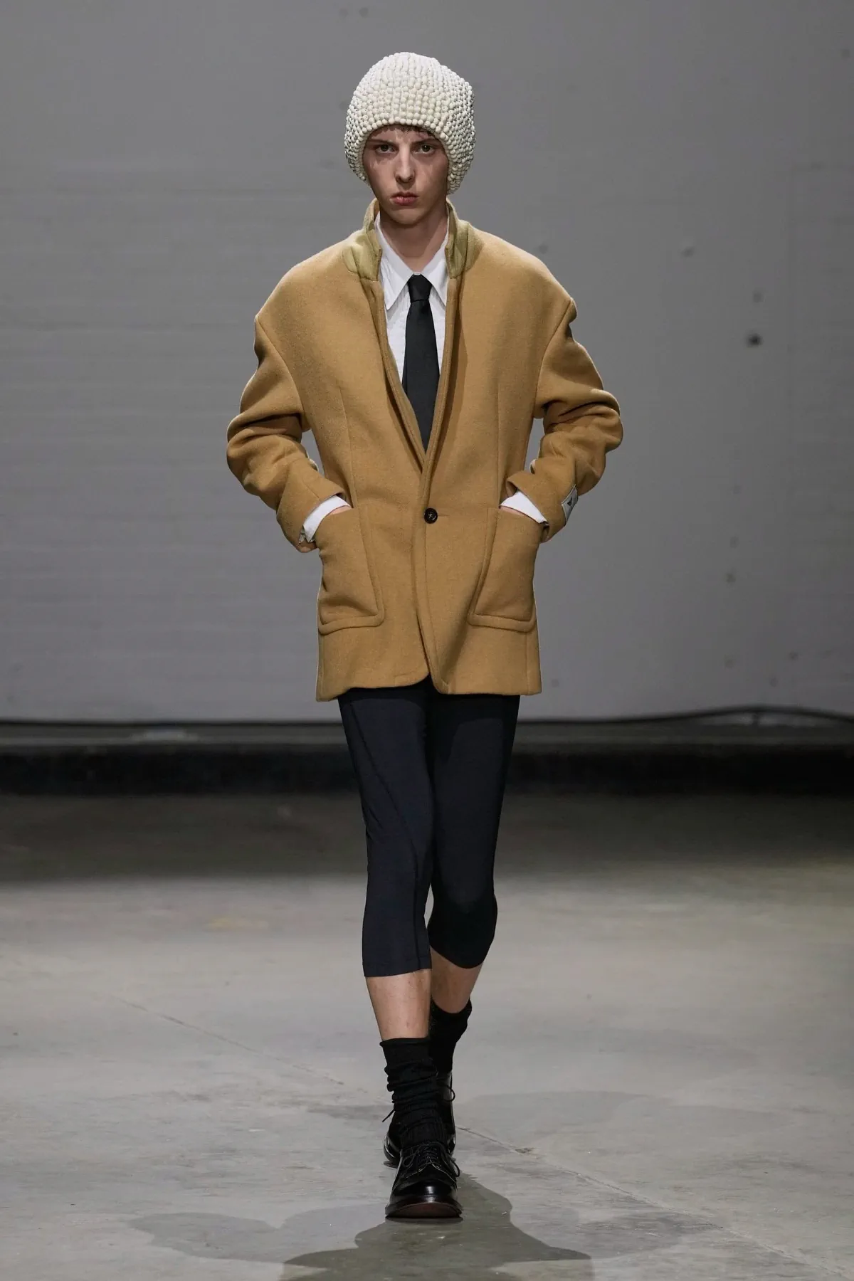 La collection automne 2025 de S.S.Daley incarne le style britannique non-conformiste