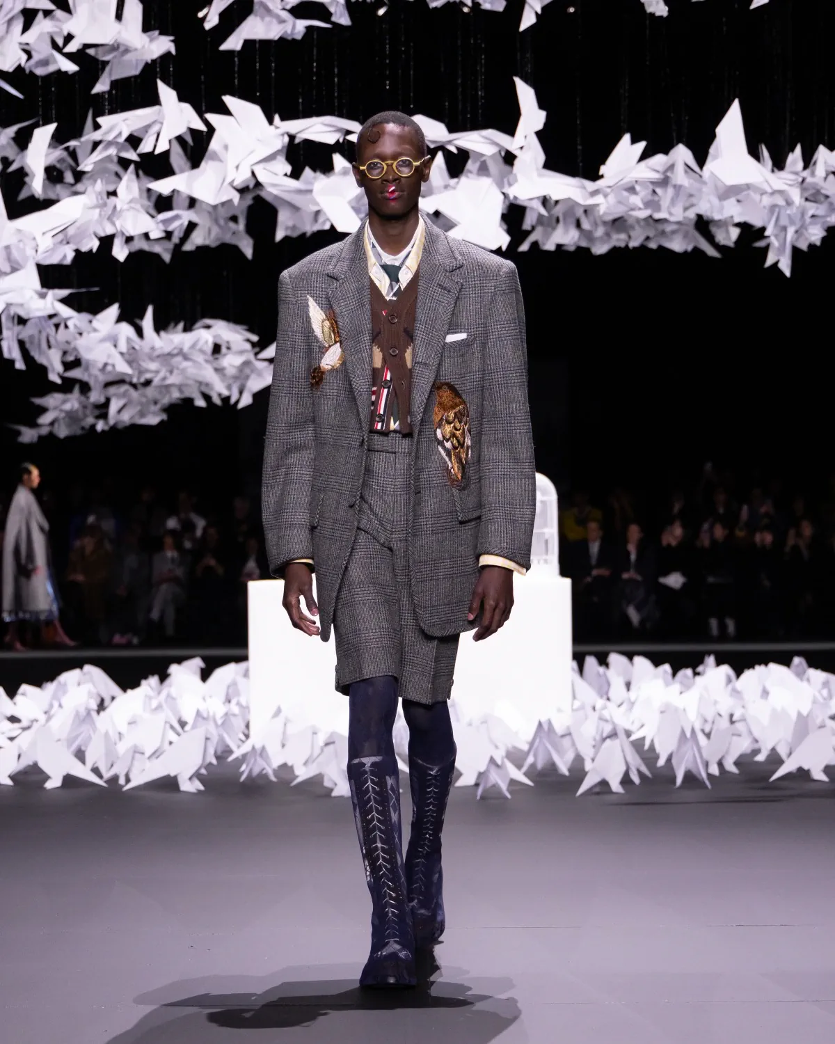 Les oiseaux fantaisistes de Thom Browne pour l’automne 2025