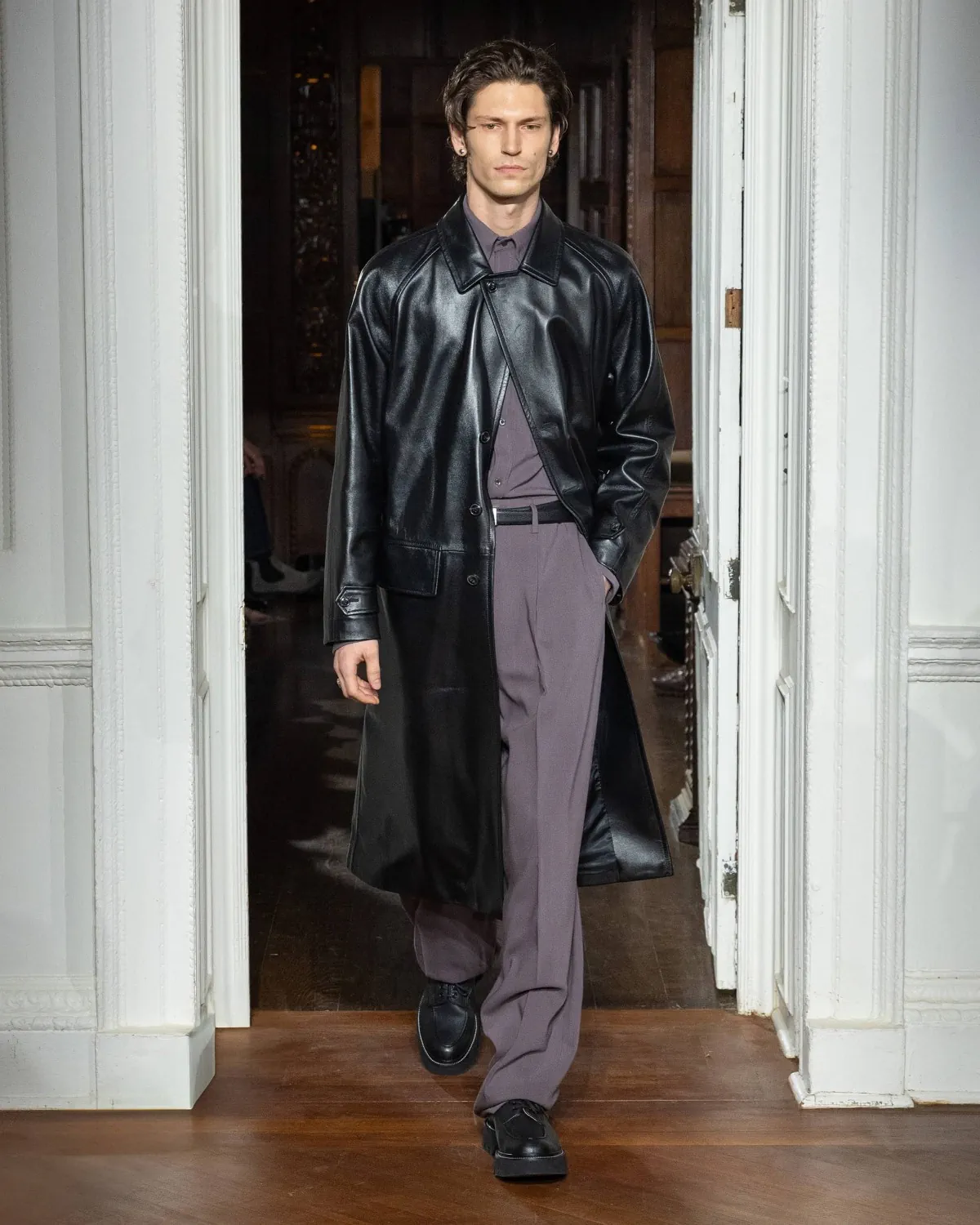 La collection Automne 2025 de Todd Snyder célèbre la confection sur mesure et la rébellion intemporelle