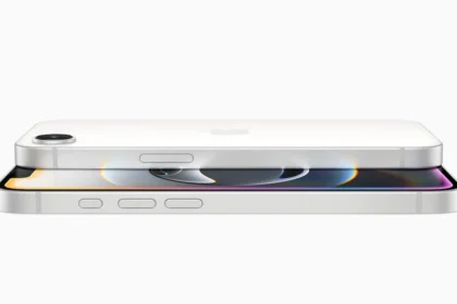 Apple lance l'iPhone 16e, un modèle d'entrée de gamme puissant et abordable de sa gamme phare