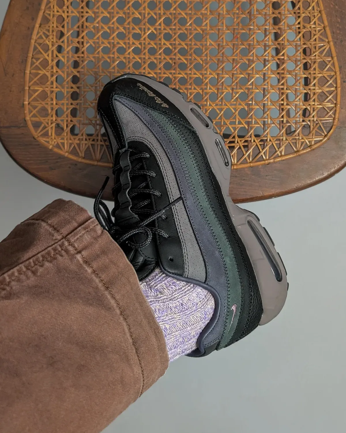 A Ma Maniere dévoile la nouvelle Nike Air Max 95 « Diffused Taupe/Phantom » pour l'été 2025