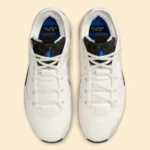 La Air Jordan 39 « Sail » arrive avec des accents Game Royal