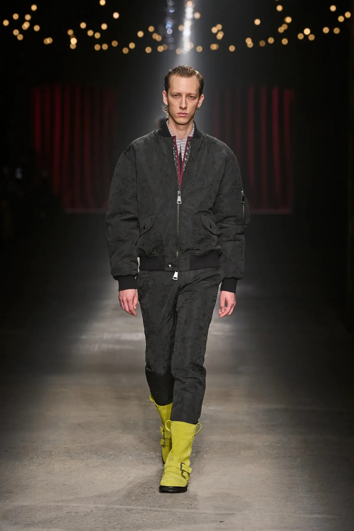 La collection Automne 2025 d'Antonio Marras s'inspire du mélodrame sarde et de l'artisanat moderne