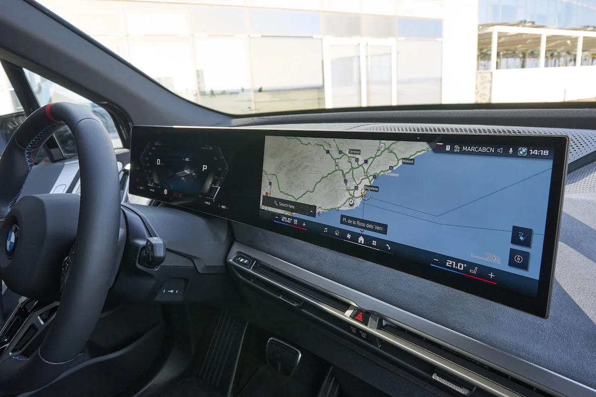 La BMW iX 2025, le nouveau SUV électrique de luxe, porte l'excellence vers de nouveaux sommets