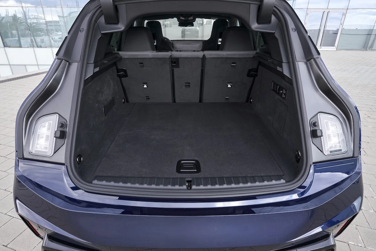 La BMW iX 2025, le nouveau SUV électrique de luxe, porte l'excellence vers de nouveaux sommets