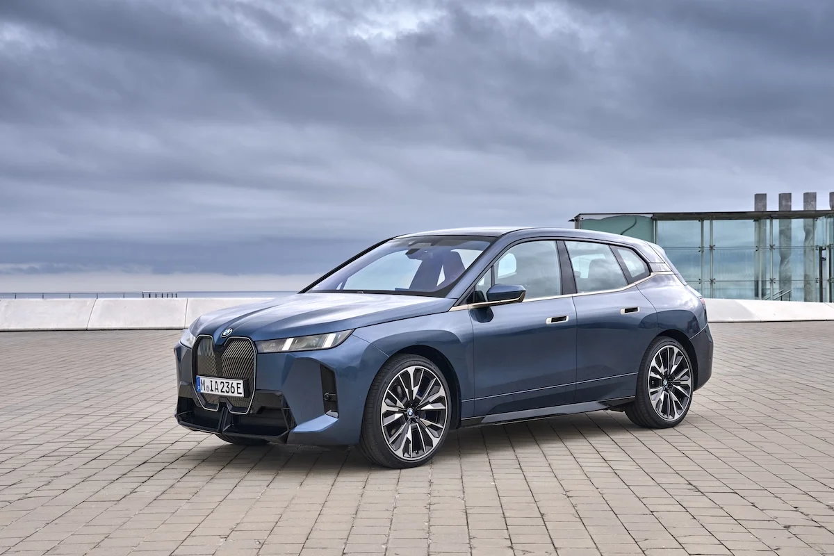 La BMW iX 2025, le nouveau SUV électrique de luxe, porte l'excellence vers de nouveaux sommets