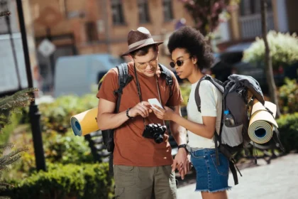 Comment organiser un week-end surprise à l’étranger en 3 étapes