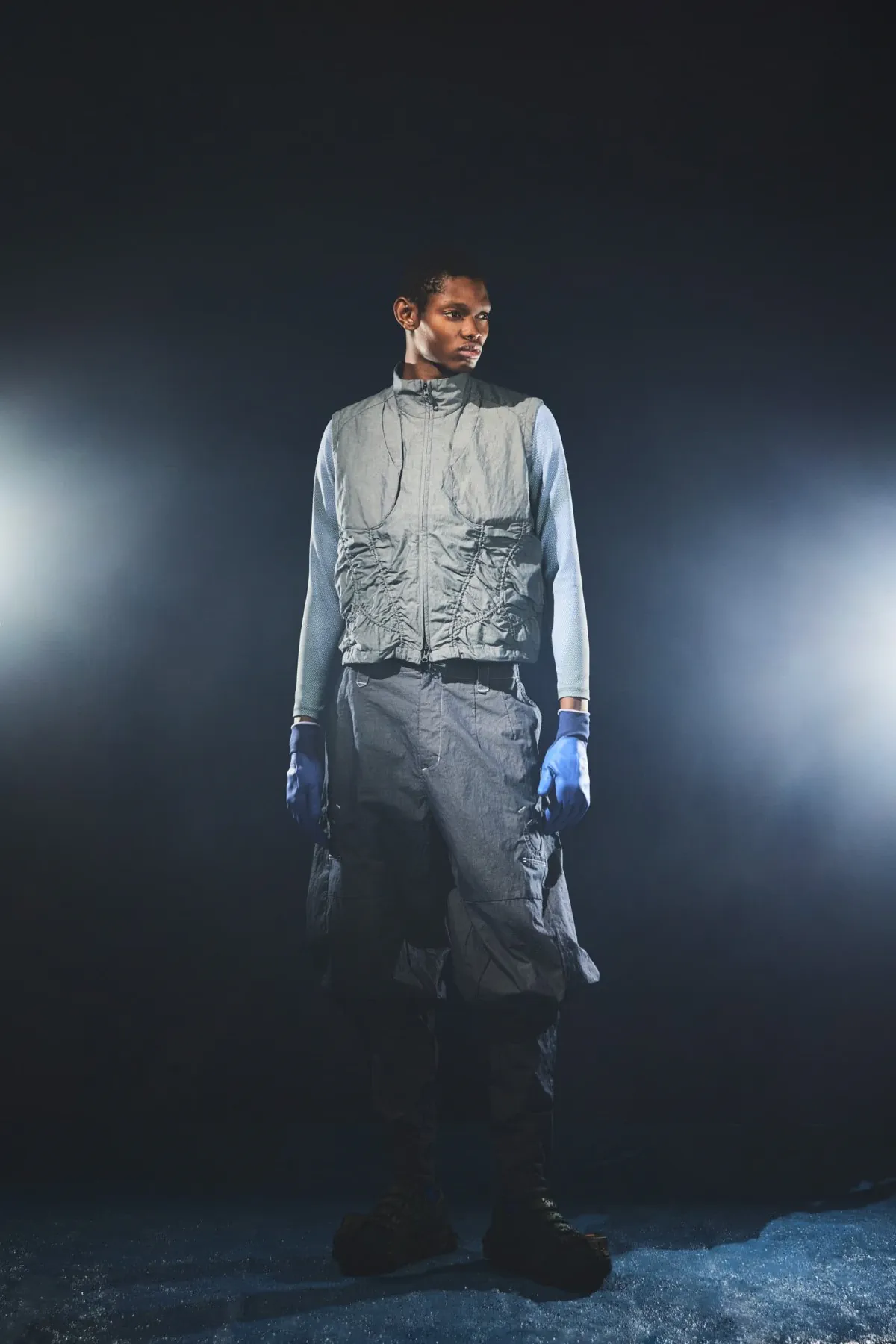 La collection automne 2025 de HIDESIGN prépare l'humanité à un avenir climatique incertain