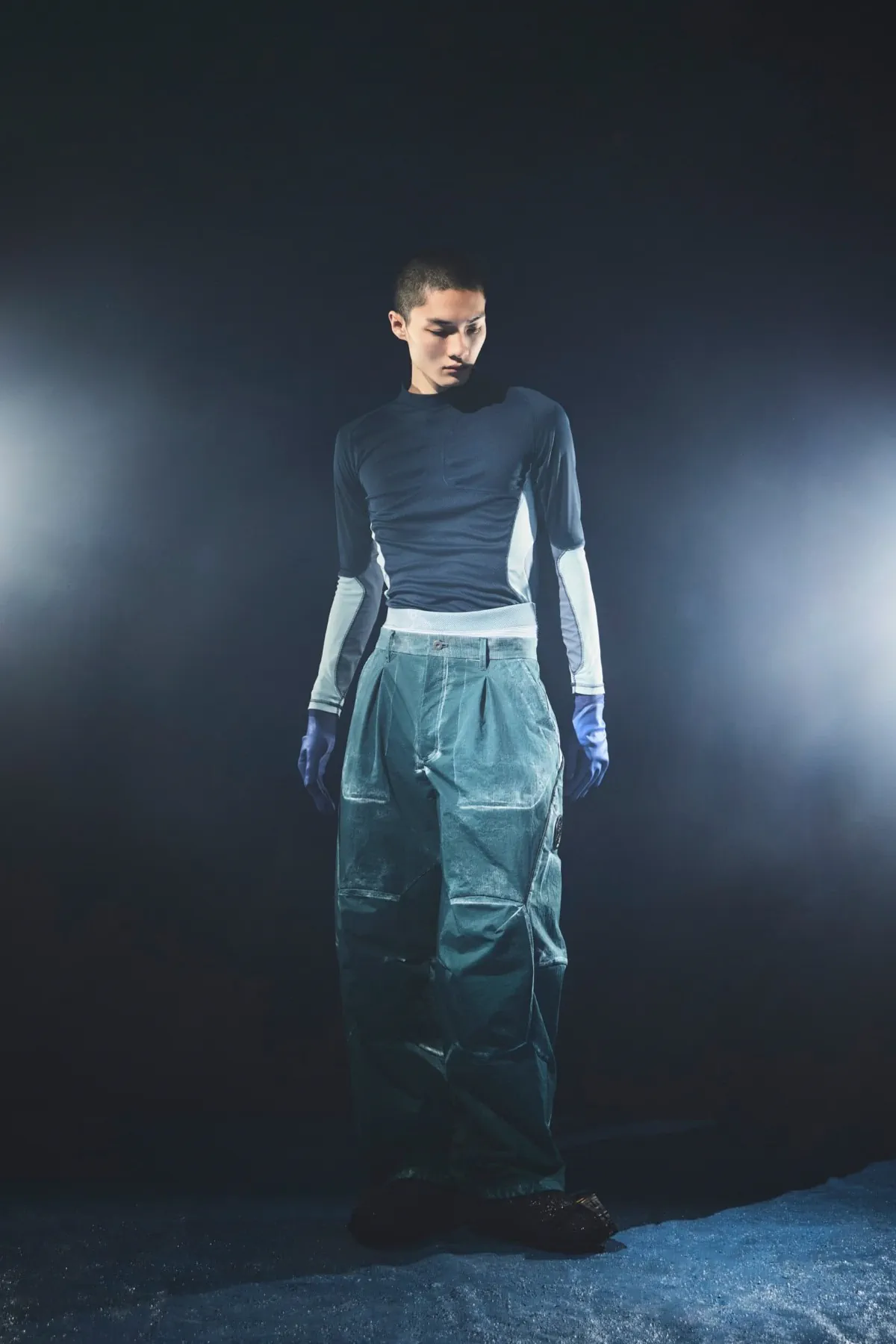 La collection automne 2025 de HIDESIGN prépare l'humanité à un avenir climatique incertain