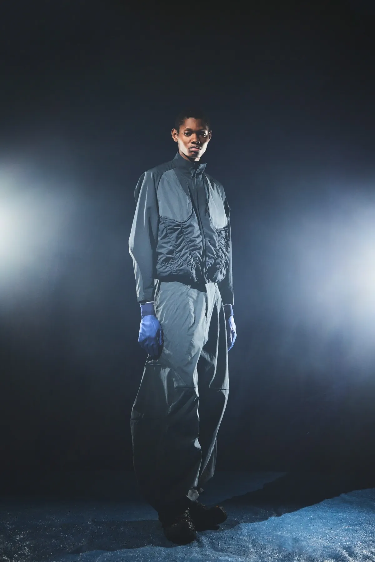 La collection automne 2025 de HIDESIGN prépare l'humanité à un avenir climatique incertain