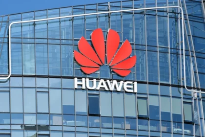 Huawei serait en train d’accélérer la fabrication de ses nouvelles puces informatiques Kirin pour remplacer la technologie américaine