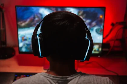 Jeux et santé mentale : Comprendre les avantages et les risques potentiels