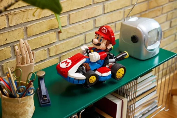 L'ensemble LEGO Super Mario Kart fait revivre la nostalgie des jeux vidéo aux constructeurs adultes
