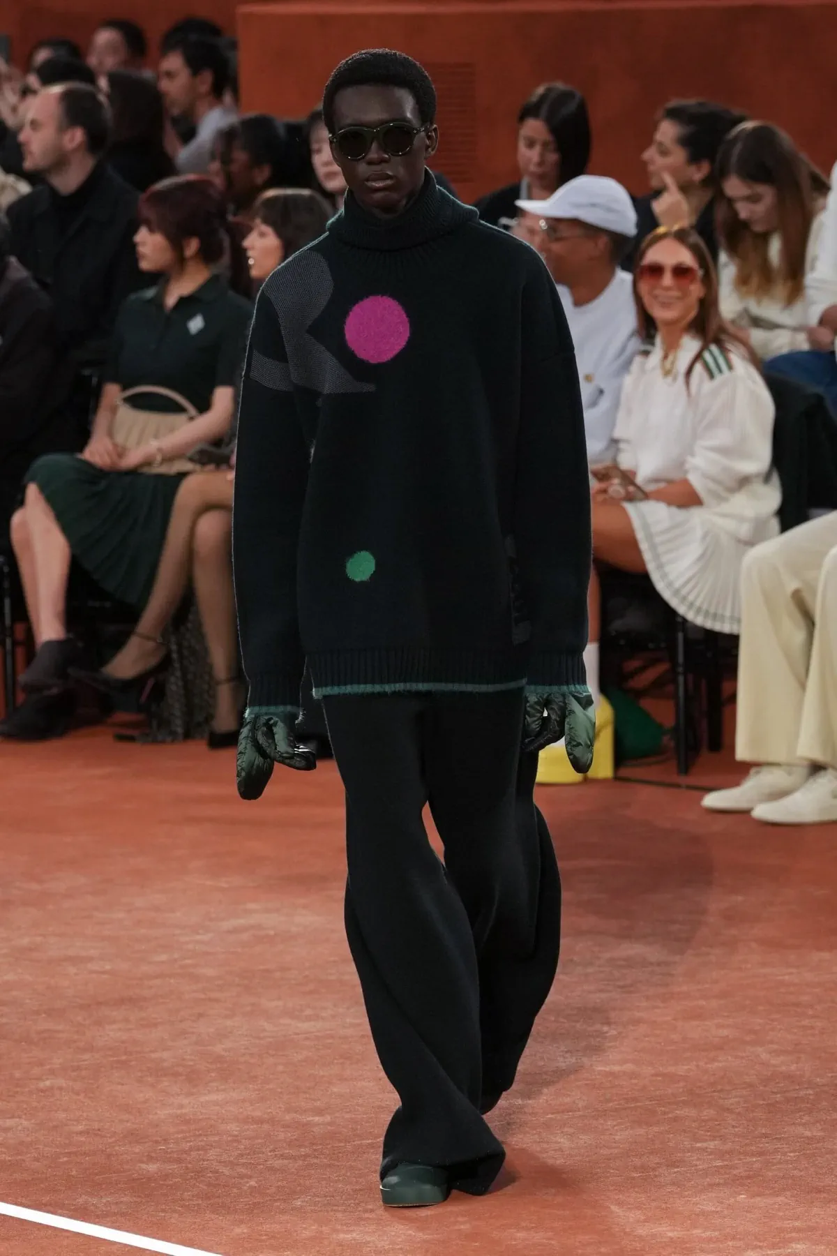 La collection Automne 2025 de LACOSTE s'inspire du côté le plus glamour de René Lacoste