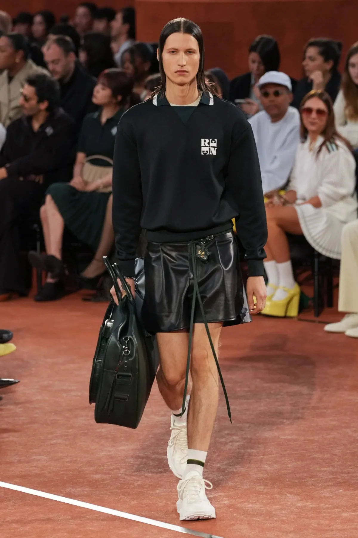 La collection Automne 2025 de LACOSTE s'inspire du côté le plus glamour de René Lacoste