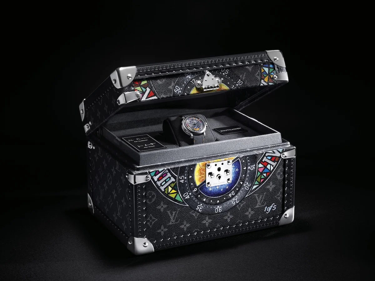 Louis Vuitton LVKV 02 GMR 6 x Kari Voutilainen 9 La Louis Vuitton LVKV-02 GMR 6 de Kari Voutilainen ouvre de nouveaux horizons à la montre de voyage
