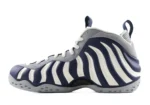 Un échantillon rare de Nike Air Foamposite « New York Yankees » fait surface pour les collectionneurs