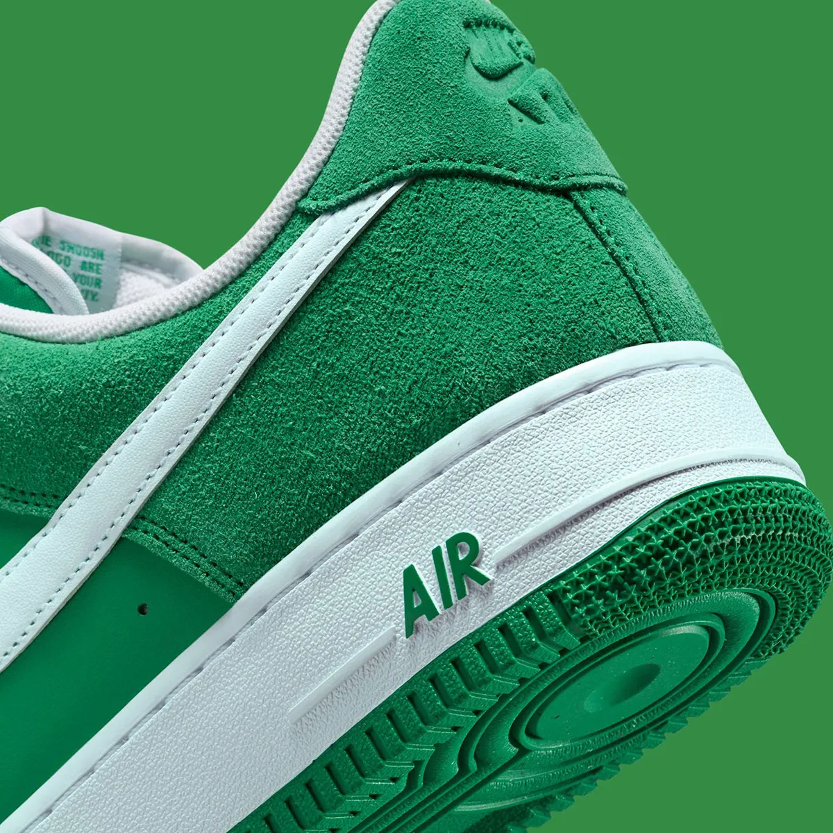 Nike Air Force 1 SK8 « Stadium Green » réinvente un héritage avec une touche subtile