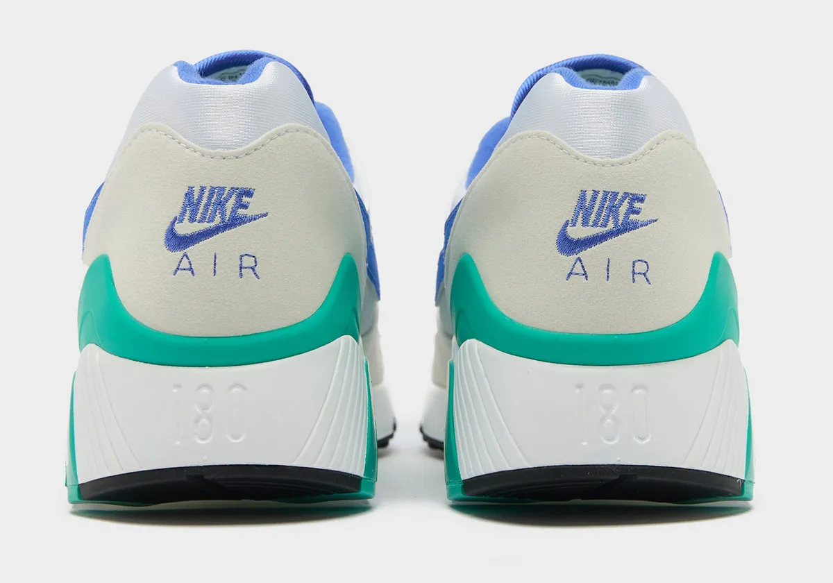 La Nike Air Max 180 « Bluebird » fait son retour après trois décennies d'attente