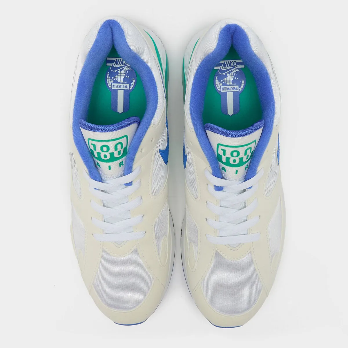 La Nike Air Max 180 « Bluebird » fait son retour après trois décennies d'attente